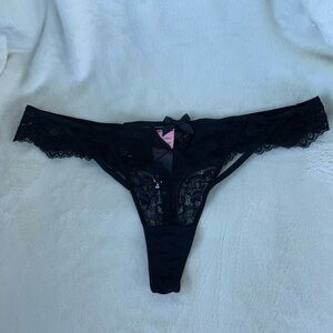 Hunkemoller Lace Thong Brief in Black #T1636